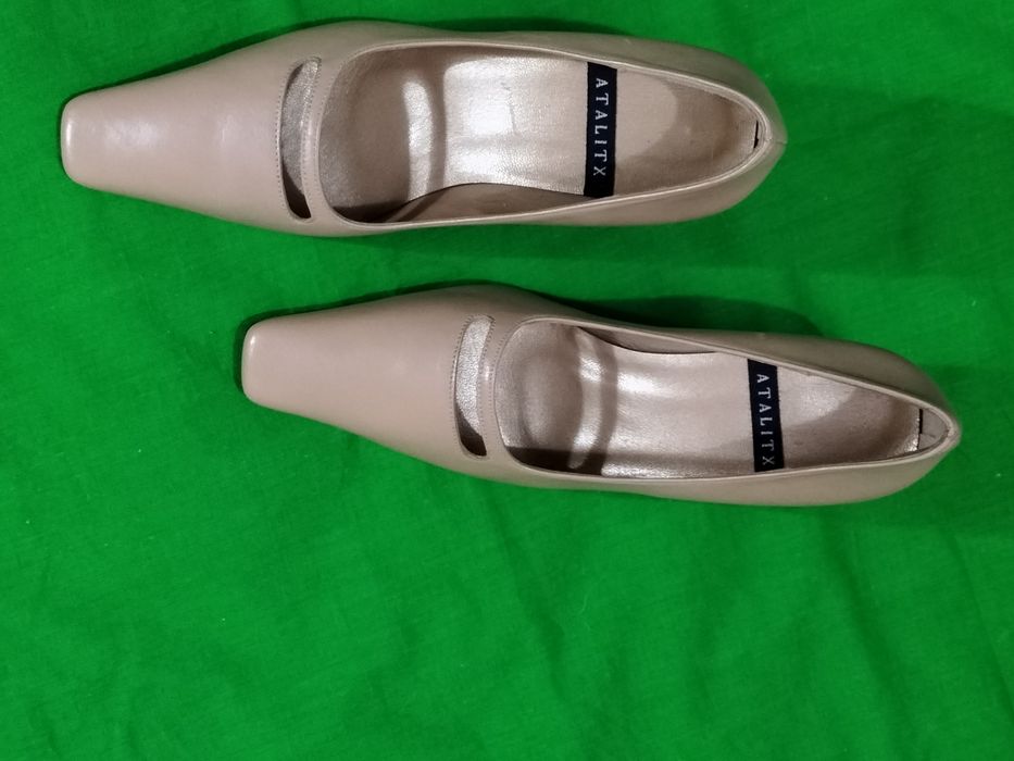 Sapatos de Senhora em Couro