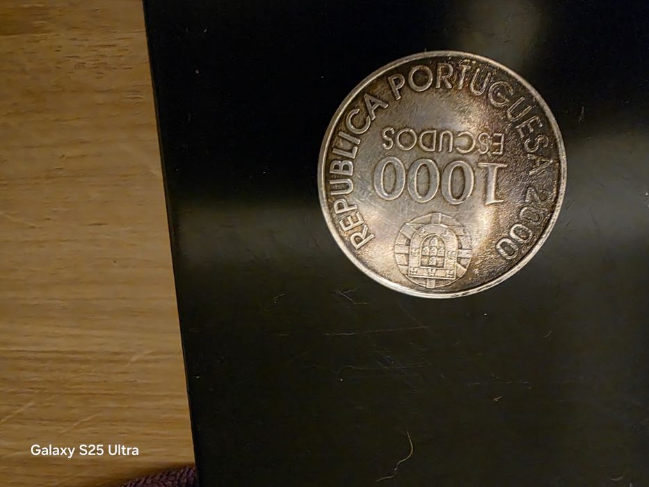Moedas de prata de 1000 escudos