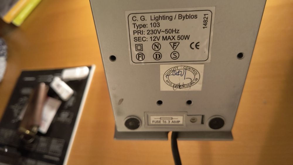 Lampka biurkowa Ikea z 2000 r.