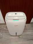 Osuszacz powietrza 20L/24h pochłaniacz wilgoci 370W