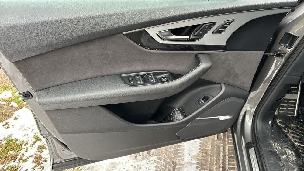 Audi q7 4m салон сидіння алькантара
