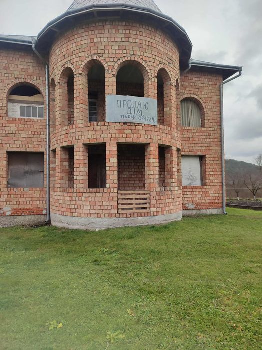 Продаю Дім не добудований