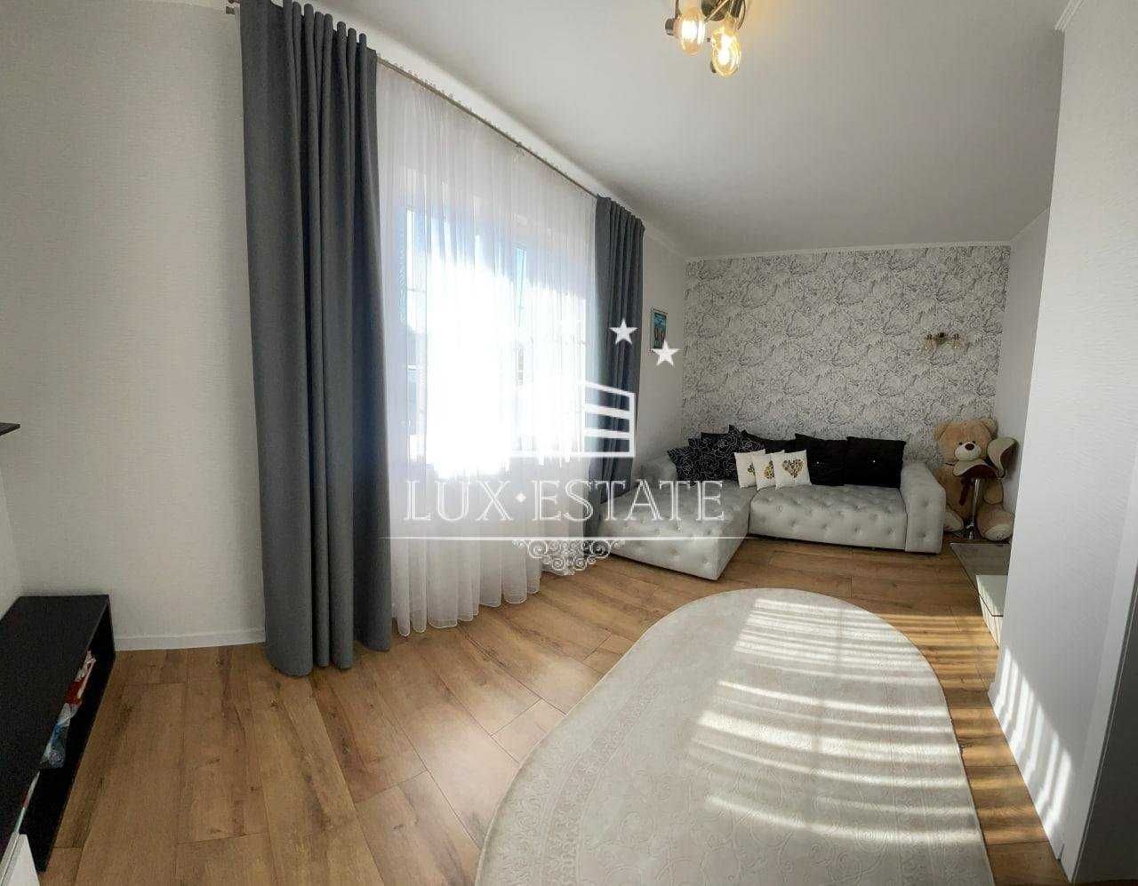 Продаж НОВОГО будинку 250m² +80m² гостьовий будинок з сауною + басейн