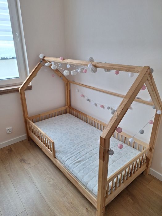 Łóżko+materac - domek