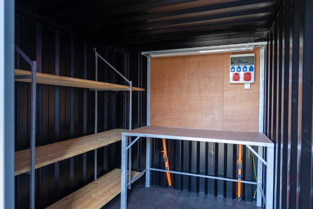 Kontener narzędziowy, magazynowy MX 8 N z elektryką i regałem - NOWY