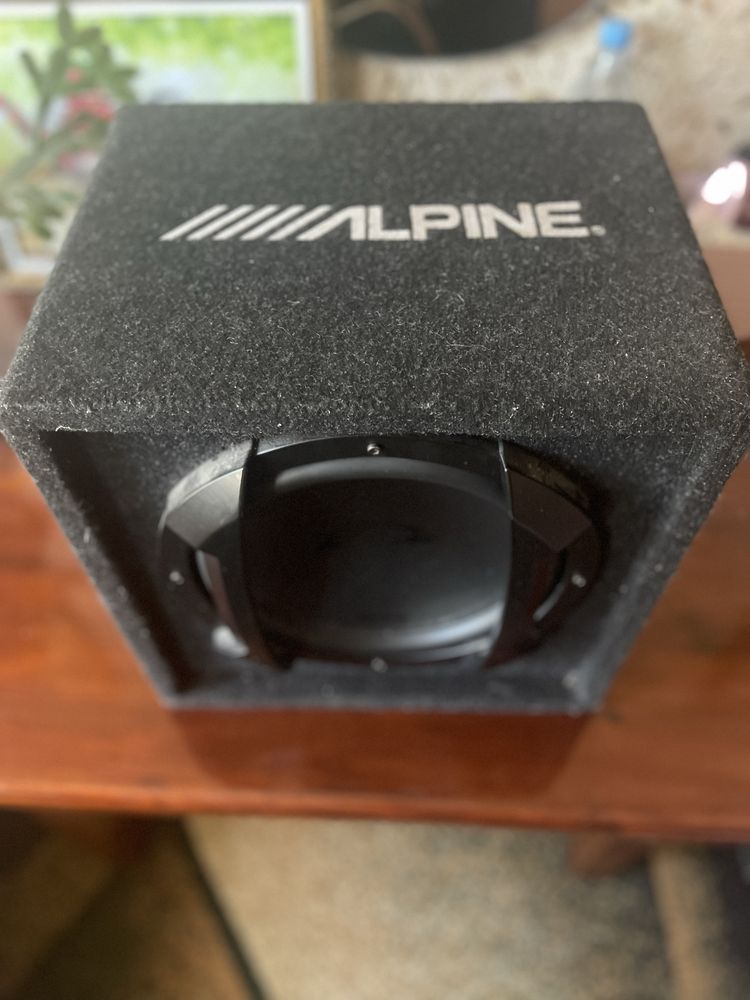 Сабвуфер ILPINE SBE 1044BR