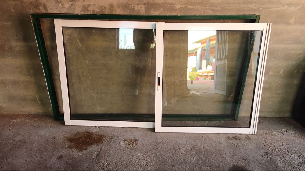 Janelas em Vidro Duplo (VÁRIOS TAMANHOS)