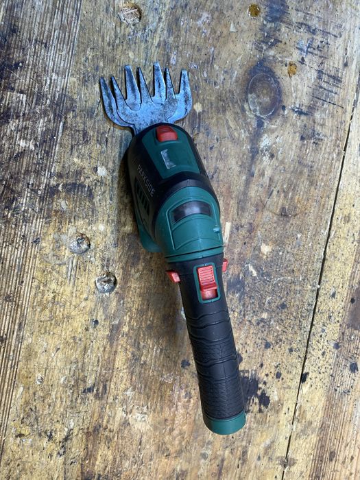 Nozyce do trawy Parkside PGSA 4 A2