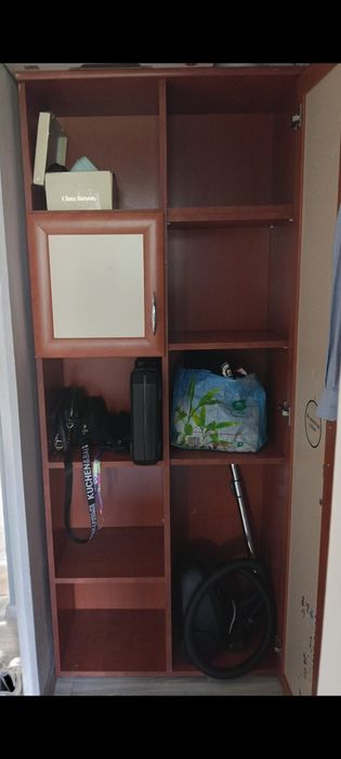Oddam szafę może komuś się jeszcze przyda