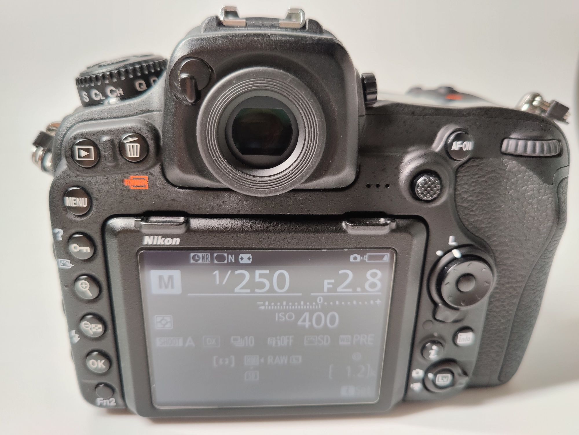 Nikon D500 зеркалка профессиональный фотоаппарат, обмен на беззеркалку