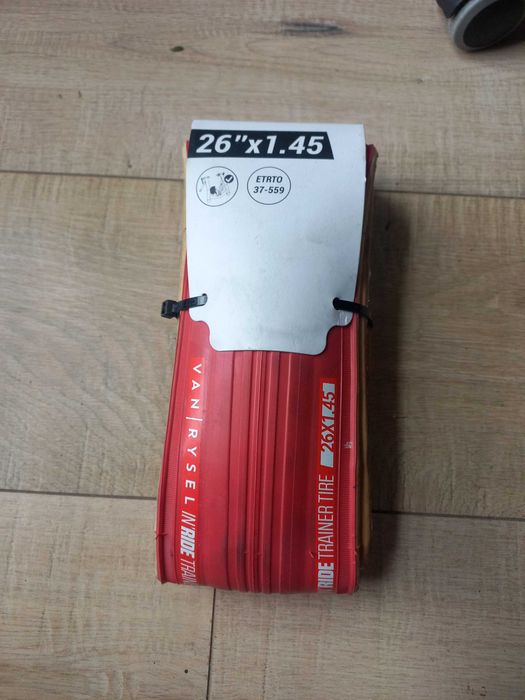 Opona do trenażera 26 cali, 26x1,45, Van Rysel, In'ride