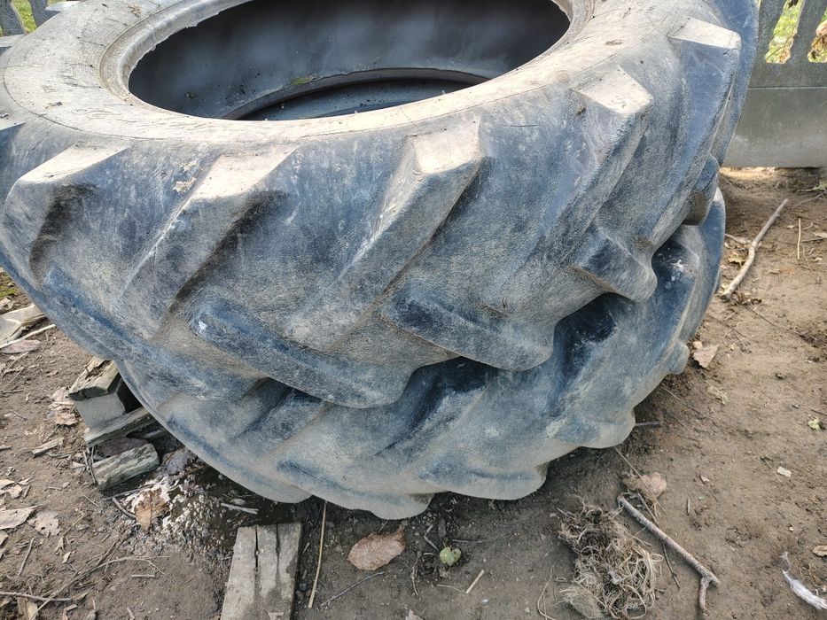 Opony Stomil 12.4*28 do c 330
