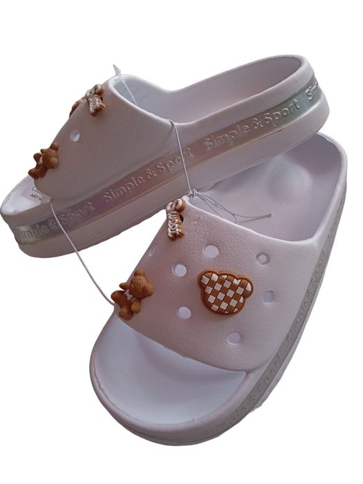 Klapki sportowe damskie 37