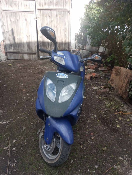 Скутер SPARK SP150S-16