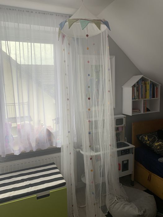 Baldachim dziecięcy