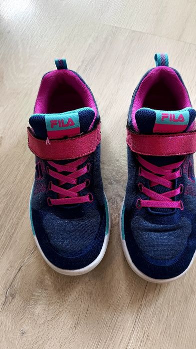 Buty sportowe Fila rozm. 33
