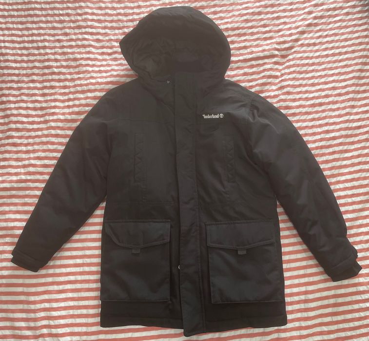 Casaco parka TIMBERLAND para criança em excelente estado.