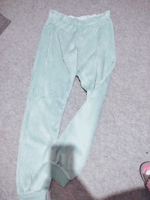 Піжама велюрова стан нової  кофта штани