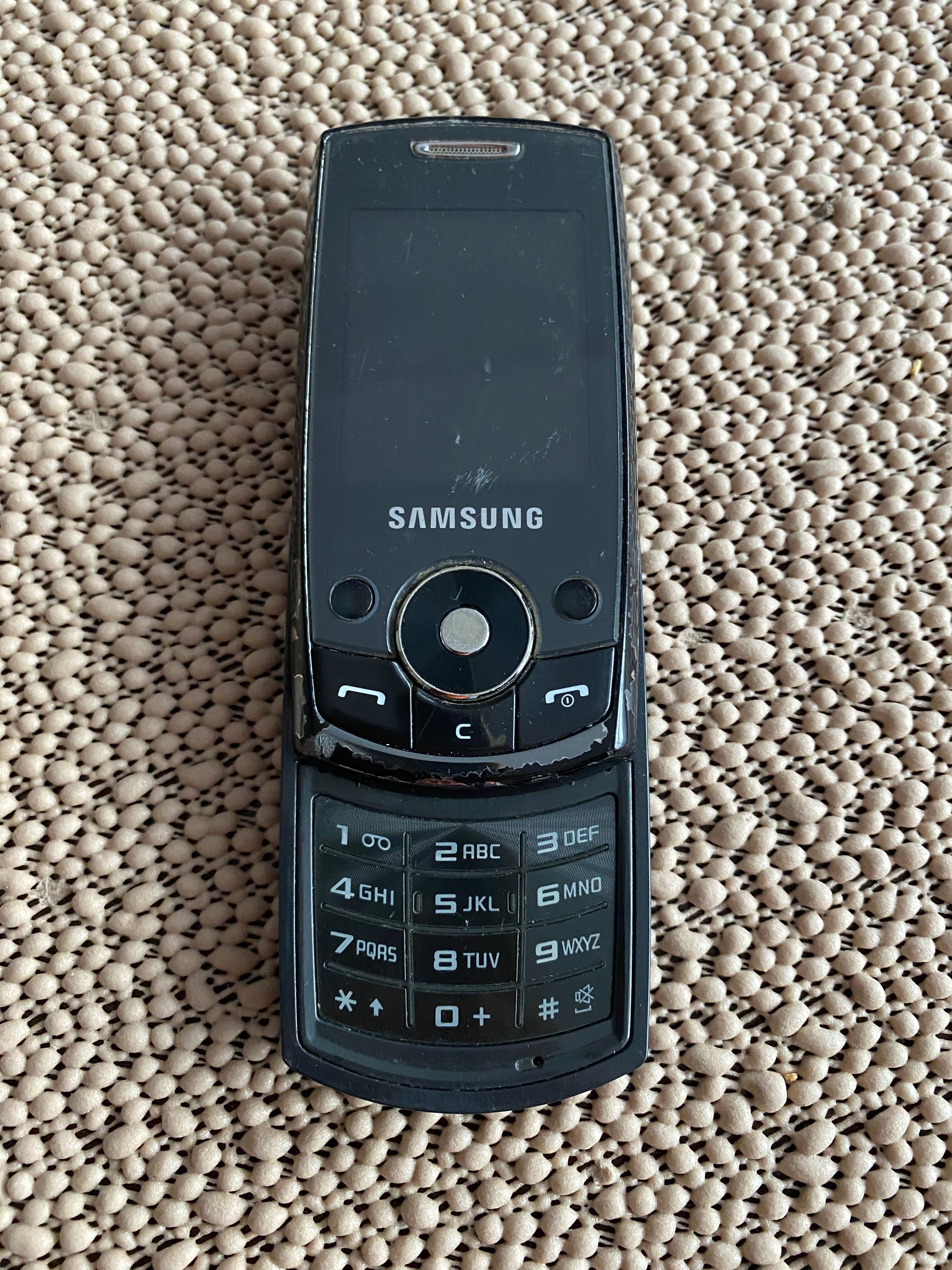 Telefon Samsung SGH-L760, wysuwany