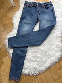 Spodnie jeans LV