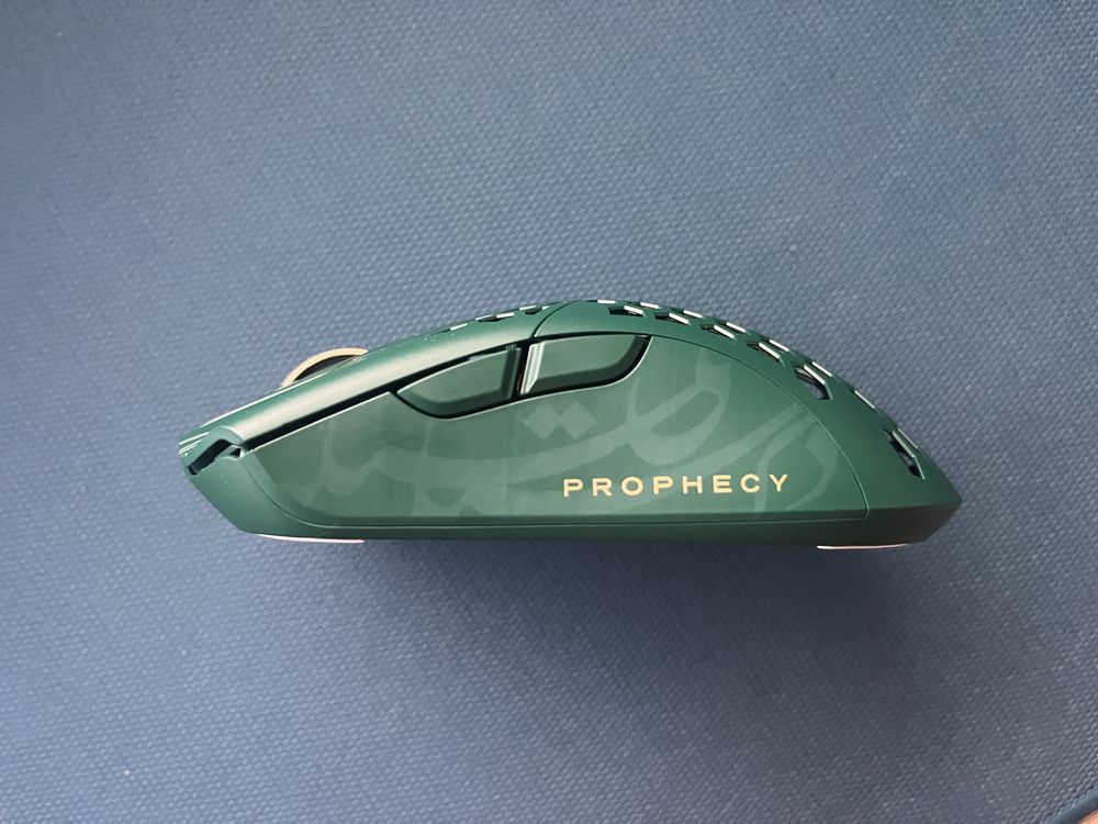 Finalmouse ULX Prophercy Tarik medium