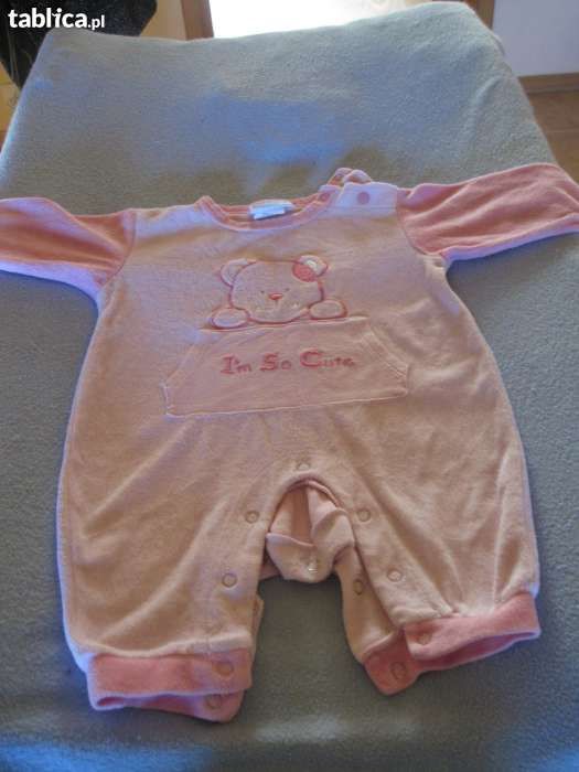 Śliczny rampers dla dziewczynki