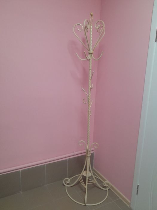 Вішалка для одягу