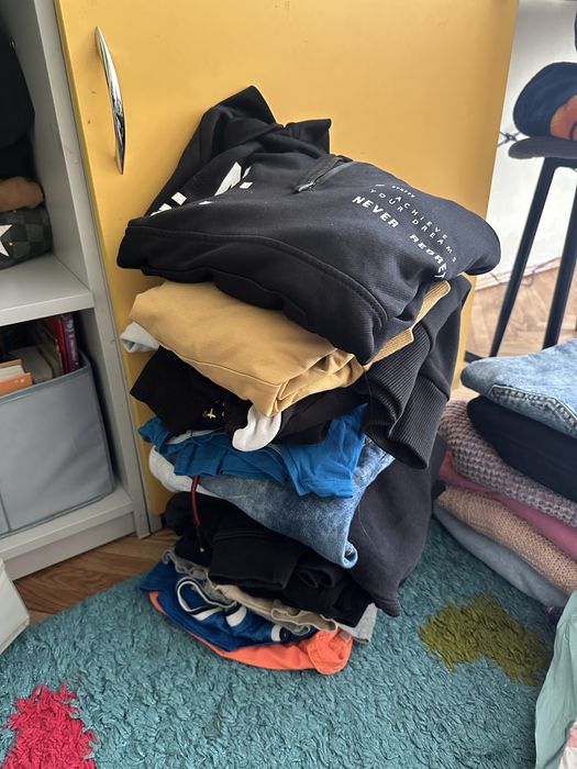 Віддаю одяг безкоштовно