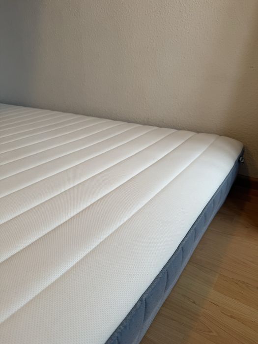 Materac VALEVAG 140x200 cm IKEA