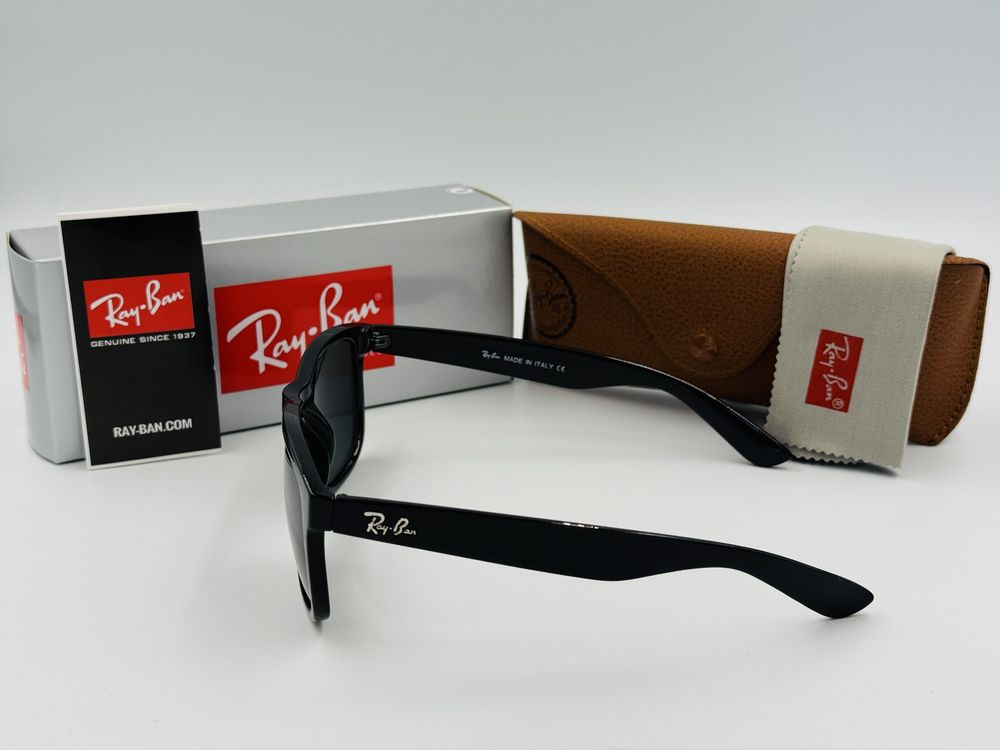 Солнцезащитные очки Ray Ban Justin 4165 Glossy Black 54мм стекло