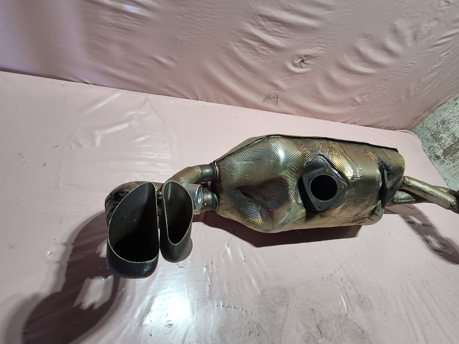 Wydech tłumik Audi R8 4S 4S0.251.609B