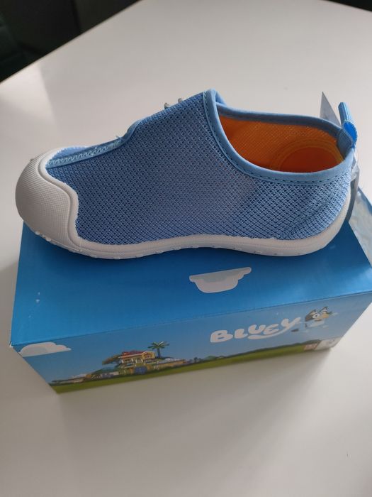 Nowe kapcie ciapki do przedszkola bluey to.26