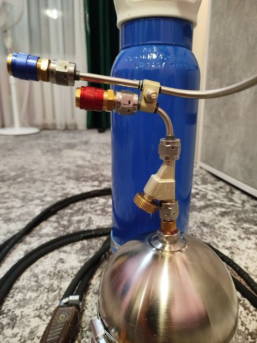 Газозварювальний пост,балон кисневий +пропановий