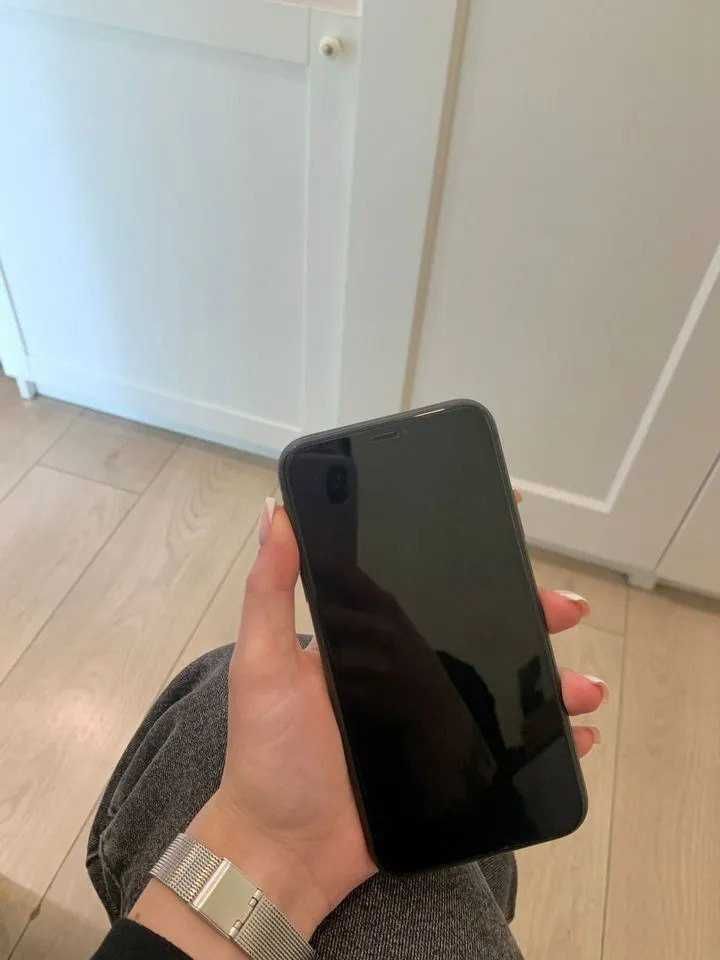 IPHONE 11 BLACK neverlock