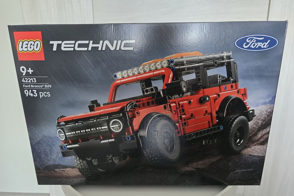 Nowe LEGO Technic 42213 SUV Ford Bronco