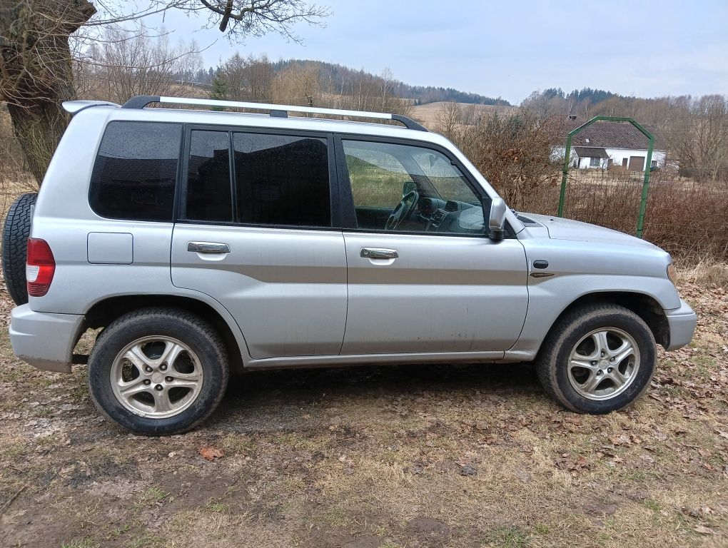 Sprzedam pajero pinin 1.8 mpi 2004