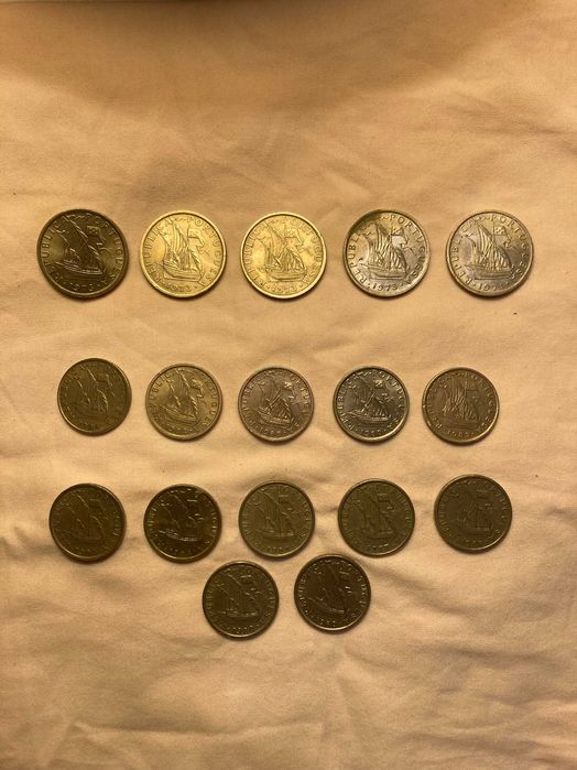 Lote de moedas de escudo, circuladas