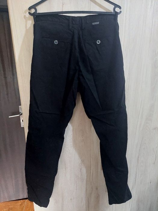 Calcas maximo dutti pretas