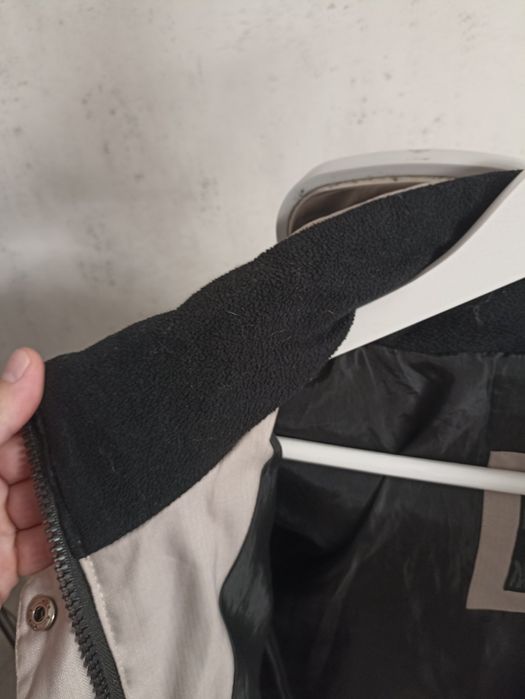 Продам зимнюю женскую куртку