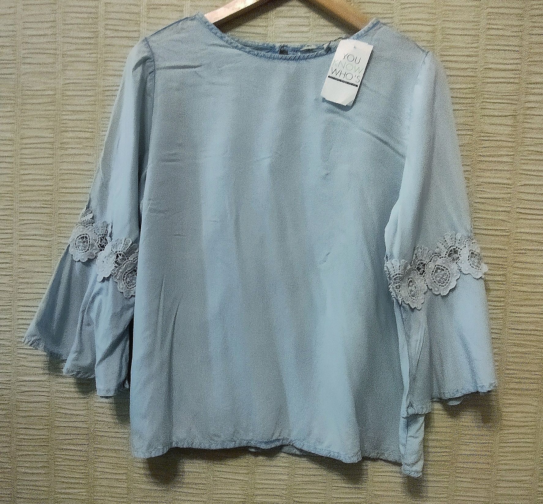 Голубая котоновая блузка блуза трапеция