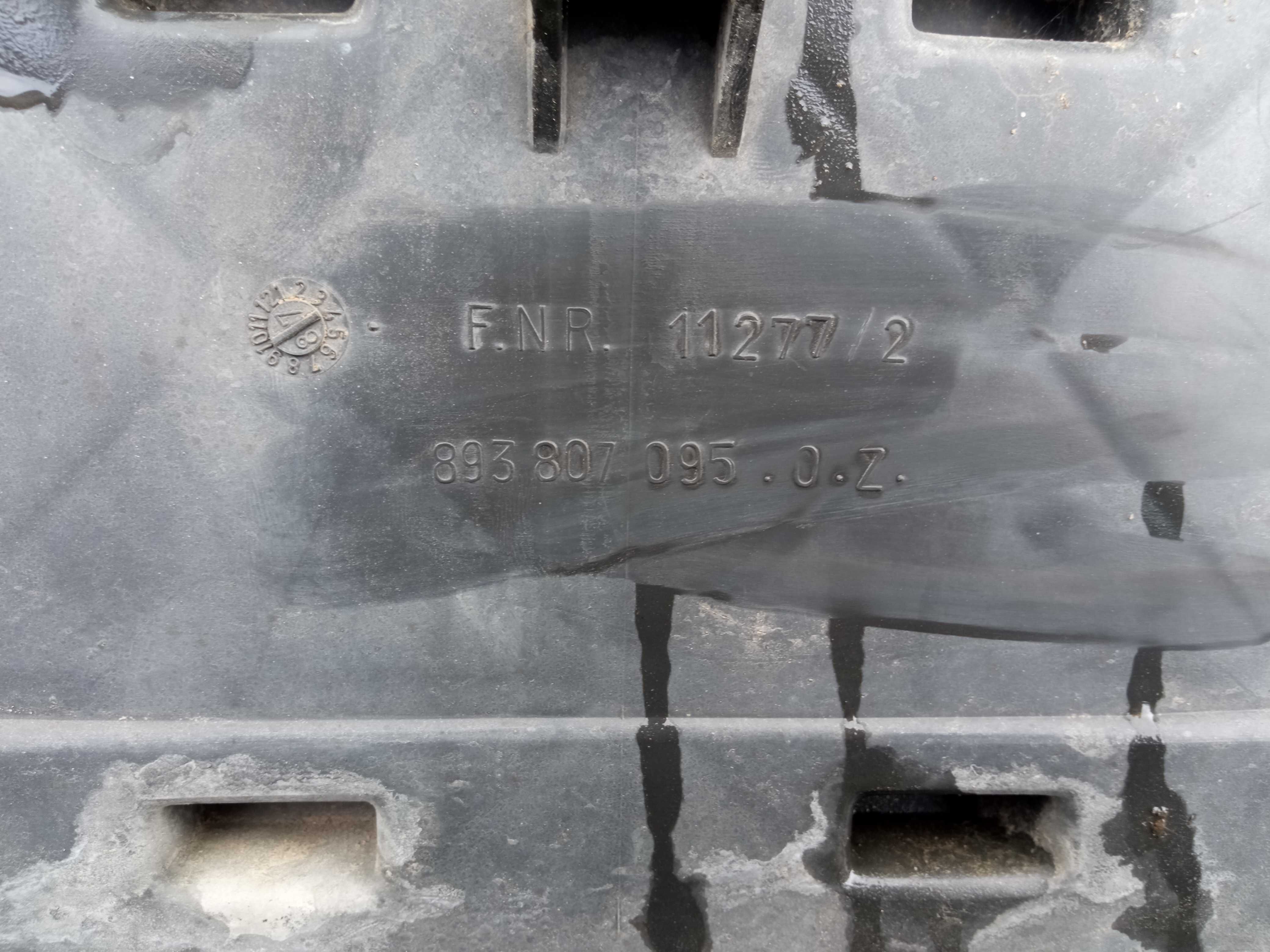 Бампер передній передний Audi 80 B3 893807095 Седан Авторозборка