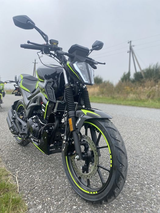 Мустанг ст 200.