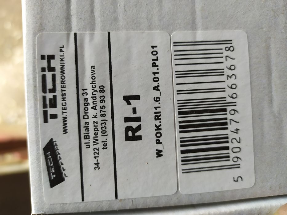 Кімнатний термостат TECH Ri-1