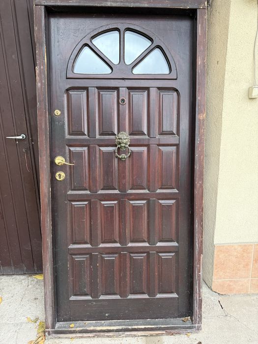 Drzwi wejściowe zewnętrzne 90