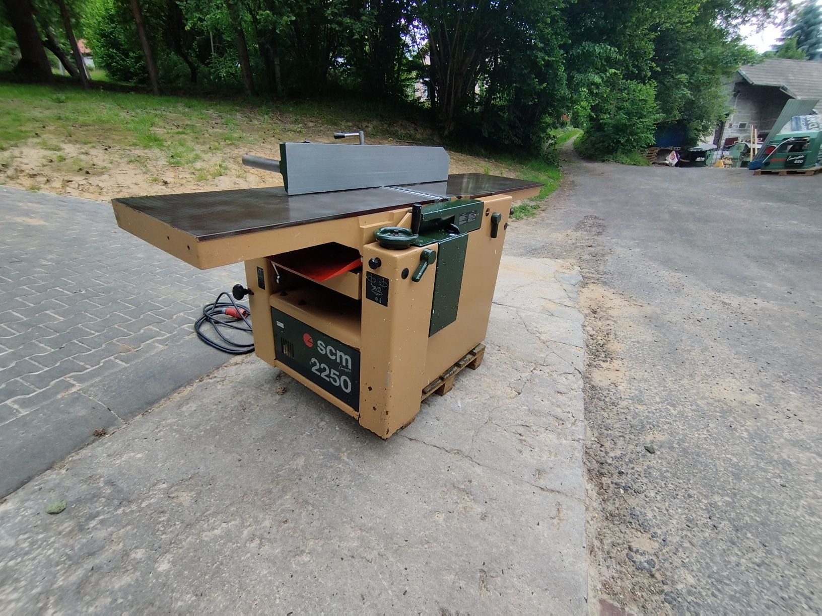 Wyrówniarko grubościówka SCM 2250