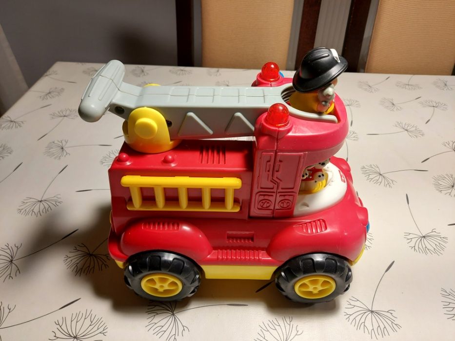 Wóz strażacki FISHER PRICE - DUUUŻY- samojezdny, dźwięk