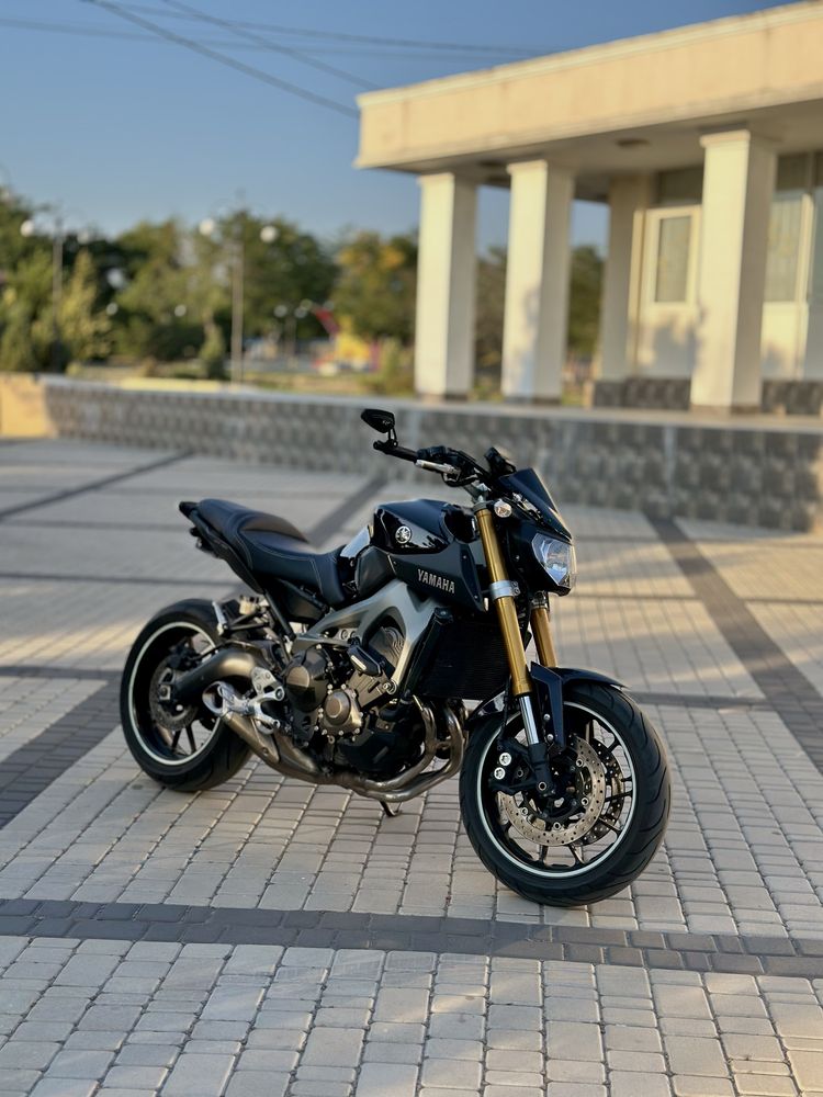 Yamaha mt09 MT09 идеальное состояние. Переоформление.