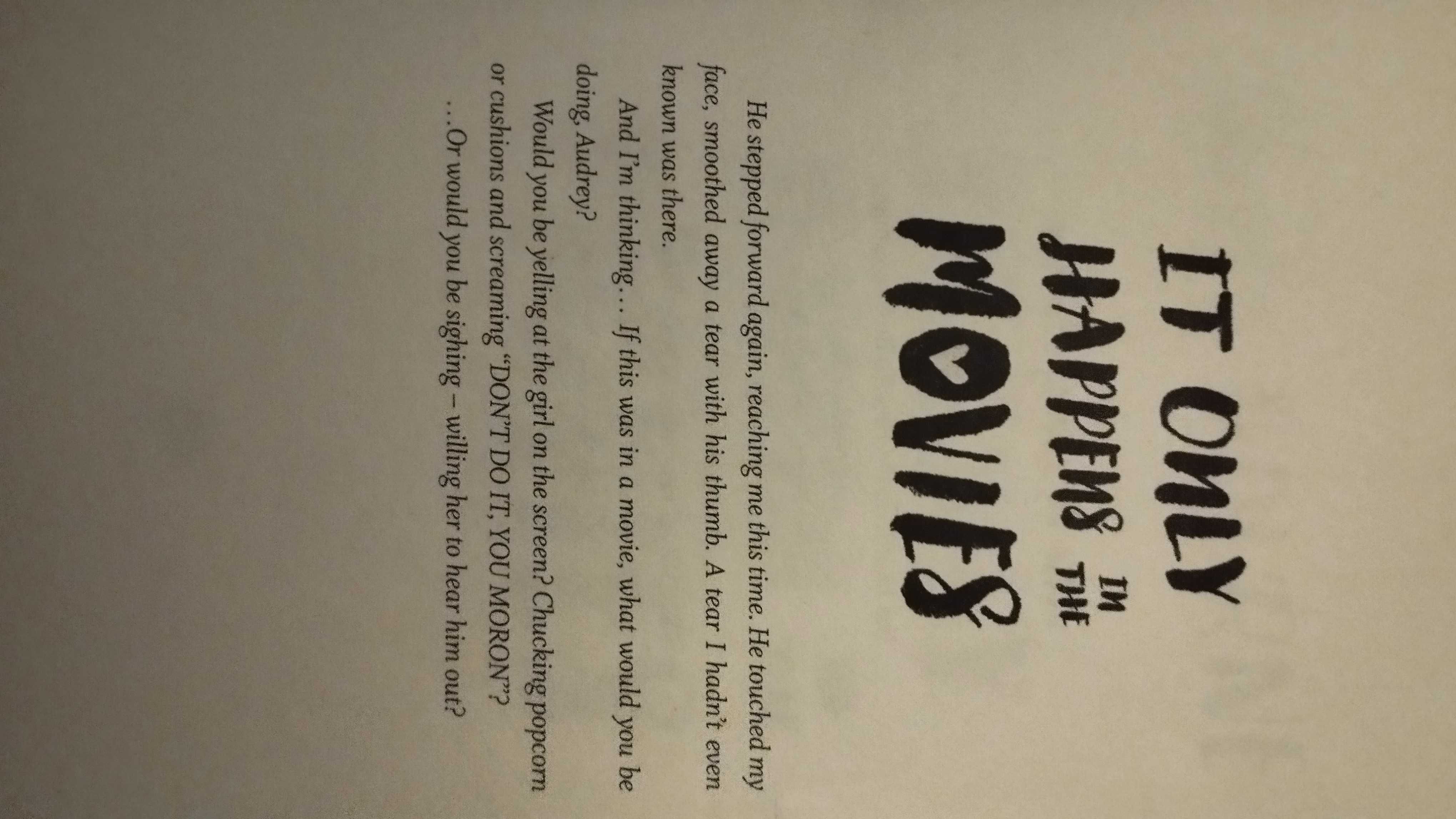 Livro Inglês It Only Happens In The Movies de Holly Bourne