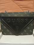 Bolsa Guess como nova