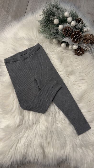 Legginsy prążkowane F&F 104cm